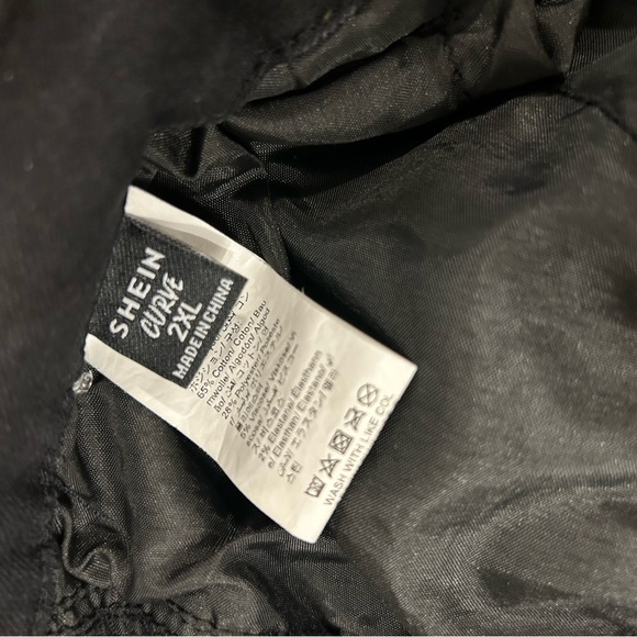 SHEIN Black Wide Leg Distressed Jeans - Picture 5 of 5